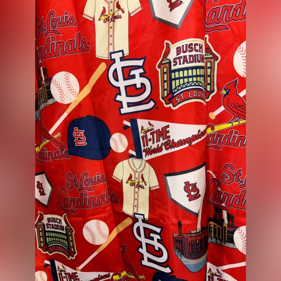 St. Louis cardinals men’s Hawaiian button down short sleeve shirt size XL - Picture 4 of 4